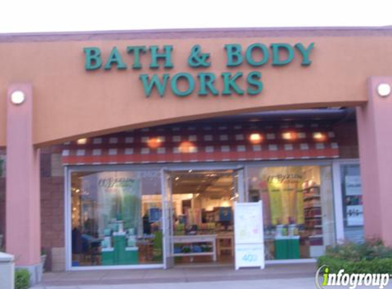 Bath & Body Works - Long Beach, CA