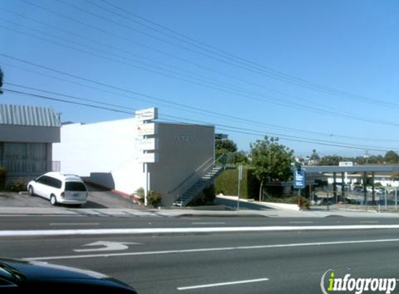 Hendricks, Jean - Manhattan Beach, CA