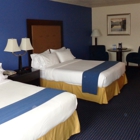 Holiday Inn Express & Suites New Buffalo, MI by IHG
