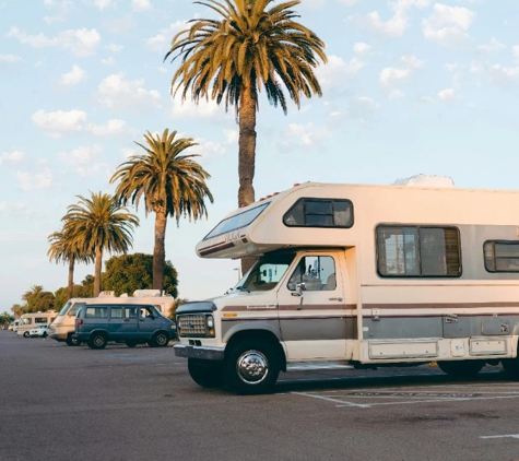 Glo'n'Co Caravan Repair - Melton, VIC