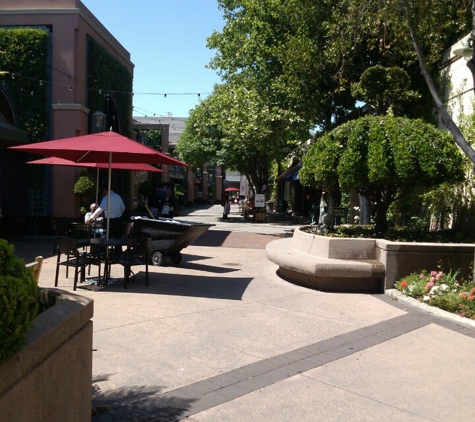 Broadway Plaza - Walnut Creek, CA