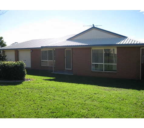 Lloyd Bros Painting Contractors - Centenary Heights, QLD