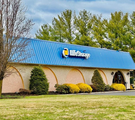 Life Storage - Hillsborough, NJ