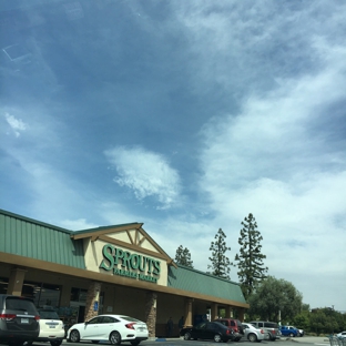 Sprout's Farmers Market - Claremont, CA