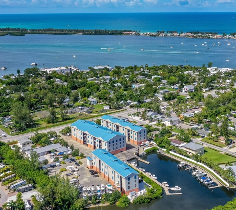 Cortez Village Marina - Cortez, FL