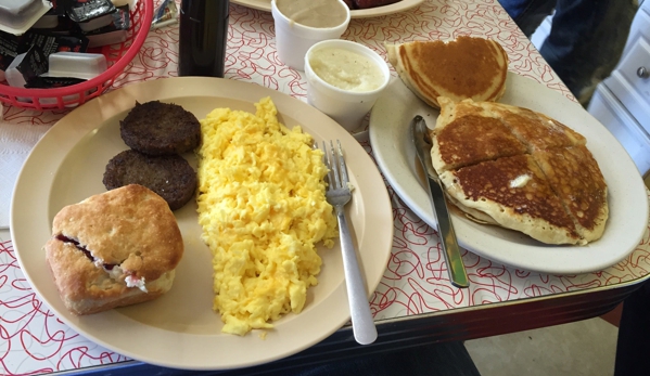 Bryant's Breakfast - Memphis, TN