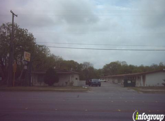 C & M Motel - San Antonio, TX