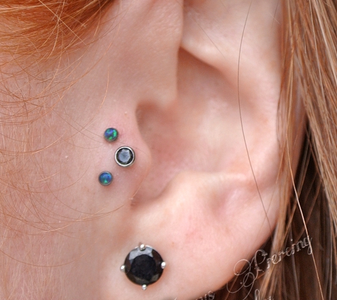 Pinky's Piercings & Fine Body Jewelry - Champaign, IL