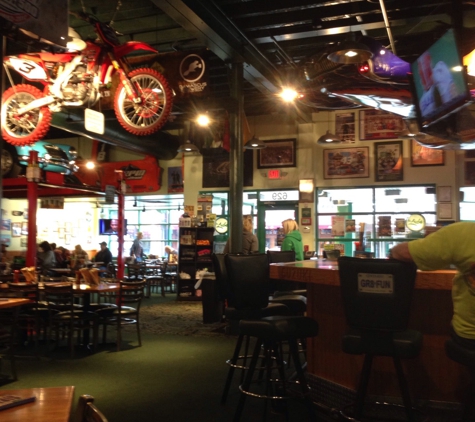 Quaker Steak & Lube - Bristol, VA