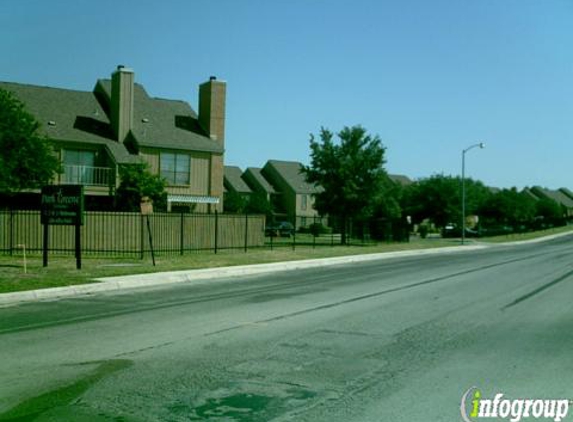 Park Greene Townhomes - San Antonio, TX