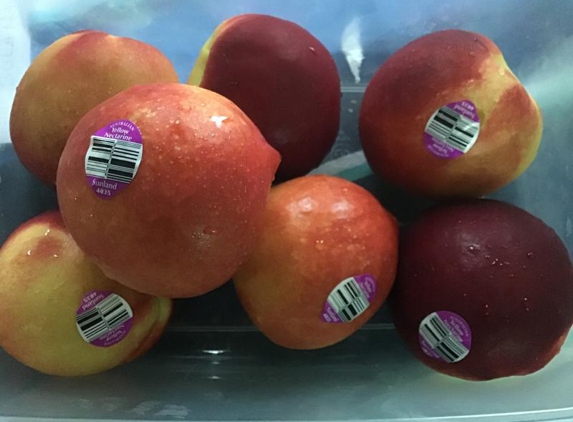 Mammone Orchards - Wood Wood, VIC. Nectarines Mammone Orchards
