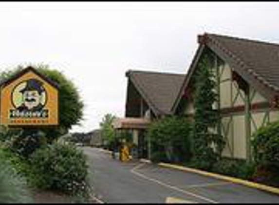 Gustav's German Pub & Grill - Clackamas, OR