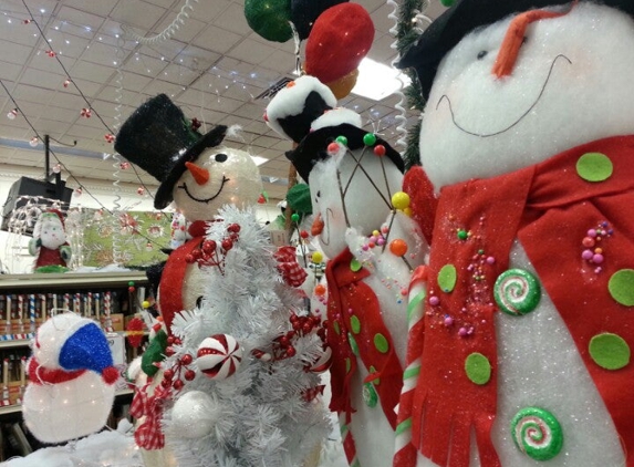 Christmas Tree Shops - Somerville, MA