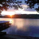 Lake Breeze Resort - Hotels