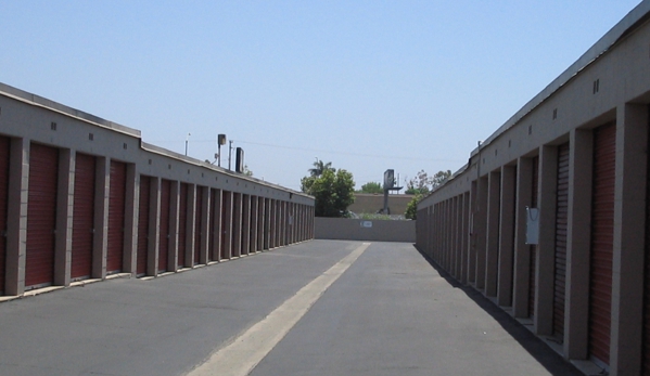 Stor-Mor Self Storage - Anaheim, CA