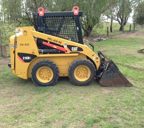 Shane Cameron Excavator Hire - Westbrook, NSW