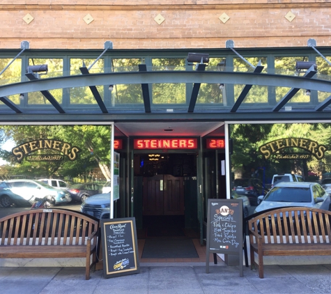 Steiners Tavern - Sonoma, CA