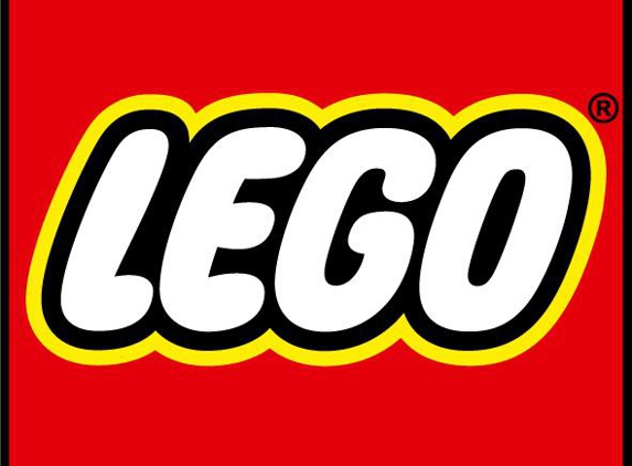 LEGO® Store Woodland Mall - Kentwood, MI