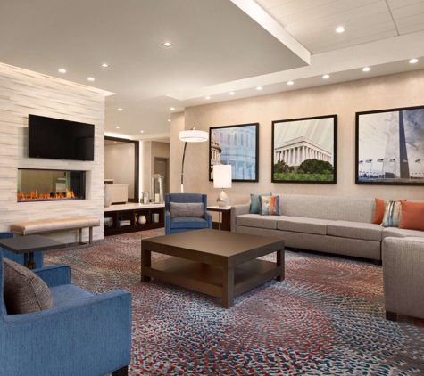 Homewood Suites by Hilton Arlington Rosslyn Key Bridge - Arlington, VA