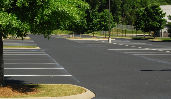 Striping & Sealcoating by Exterior Maintenance - Nashville, TN