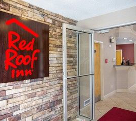 Red Roof Inn - Halfmoon, NY