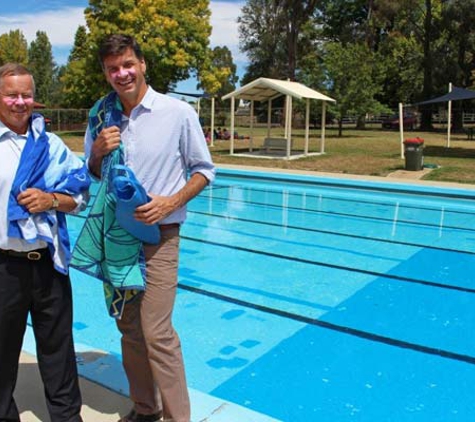 Upper Lachlan Shire Council - Swimming Pool - Gunning, NSW. Mayor John Shaw & Federal Member Angus Taylor at the Crookwell Pool