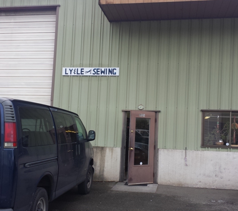 Ly & Le Sewing Contractor - Woodinville, WA