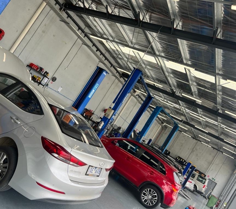 Singh’s Tyre and Auto Centre - Pakenham, VIC