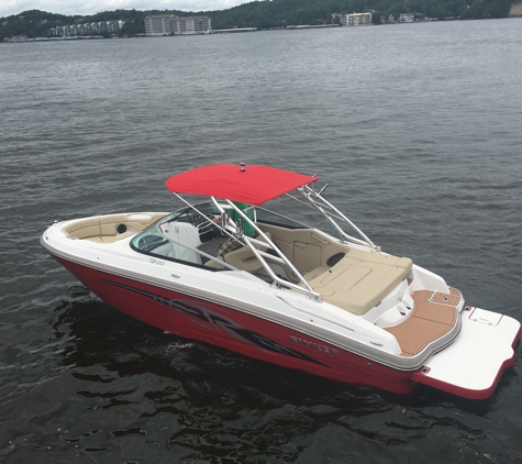 Iguana Boat Sales - Osage Beach, MO. Rinker QX23 R-Series