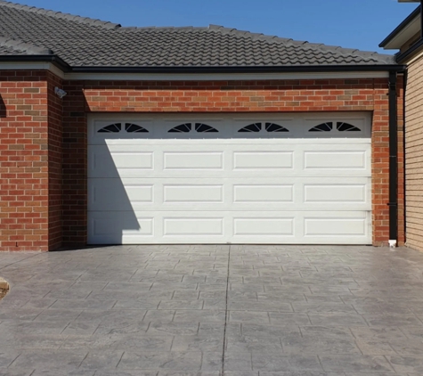 Factory Direct Garage Doors - Bayswater North, VIC