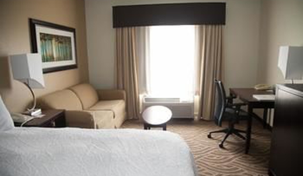 Hampton Inn & Suites - Alpharetta, GA