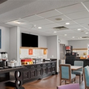 Hampton Inn Of Elkhart - Resorts