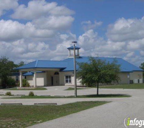 Holy Trinity Presbyterian Church - North Fort Myers, FL