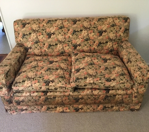 Academy Upholstery - Fadden, ACT