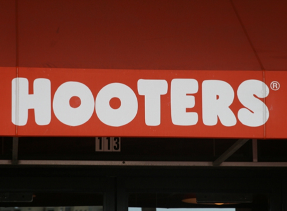 Hooters - Tampa, FL