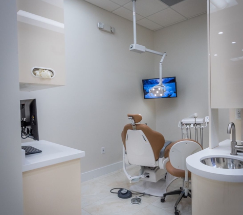 Healthy Smile Dental Care - Hialeah, FL