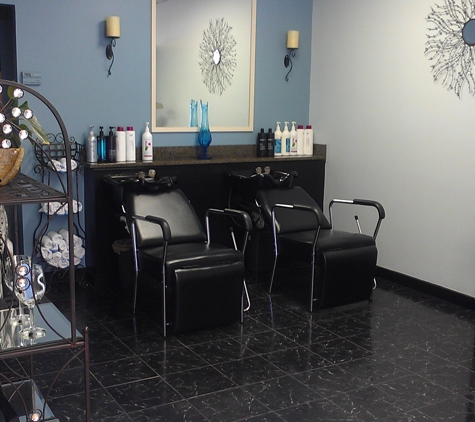 3 Strandz Hair Salon - Wilmington, NC