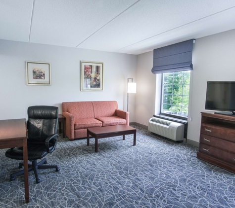 Hampton Inn & Suites Berkshires-Lenox - Lenox, MA