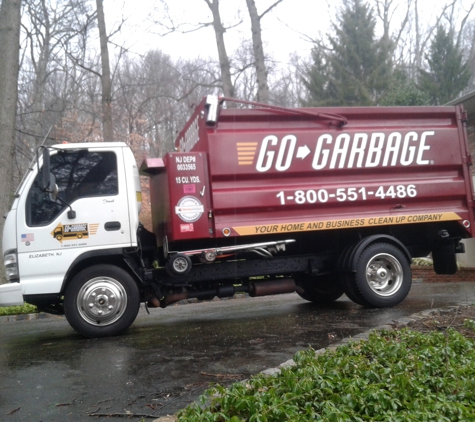 Go Garbage - Elizabeth, NJ. truck 1 top loader