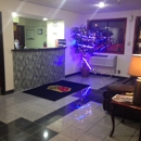 Super 8 by Wyndham South Boston VA - Hotels