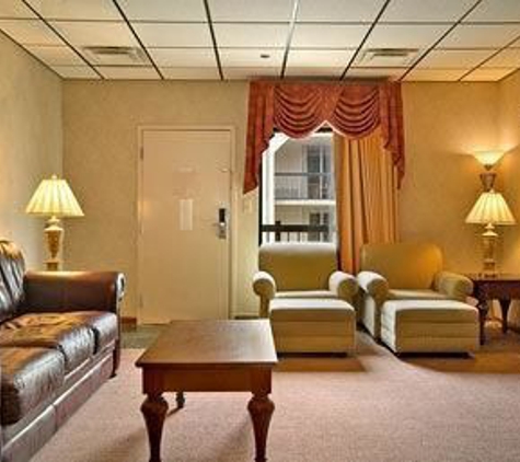 Baymont Inn & Suites - Johnson City, TN