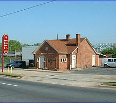 Animal Healthcare Center of Charlotte, NC - Charlotte, NC