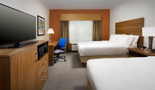 Holiday Inn Express & Suites BAY CITY - Bay City, TX