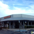 Hooters