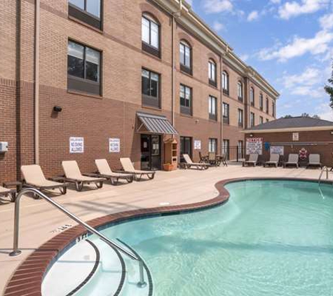 Comfort Suites at Westgate Mall - Spartanburg, SC