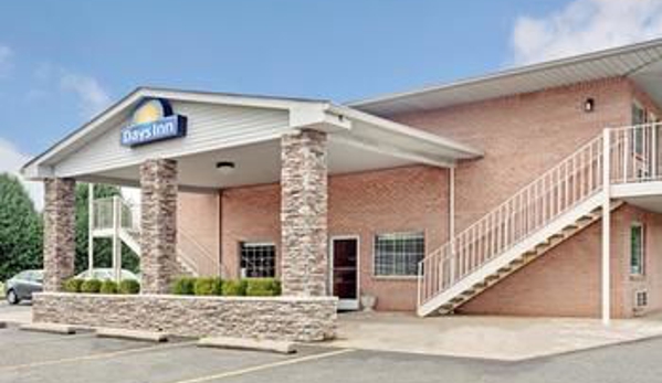 Days Inn I-24 West - Joelton, TN