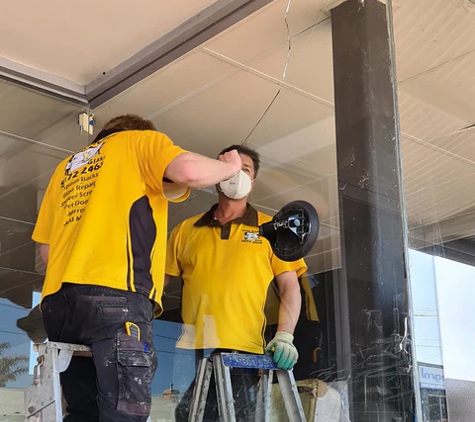 North Geelong Glass Pty Ltd - Rippleside, VIC