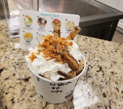 Steel N Roll -Rolled Ice Cream - Vero Beach, FL. Kate and Bill Lewis stopping in for ice cream at Steel N Roll in Vero Beach, Florida.