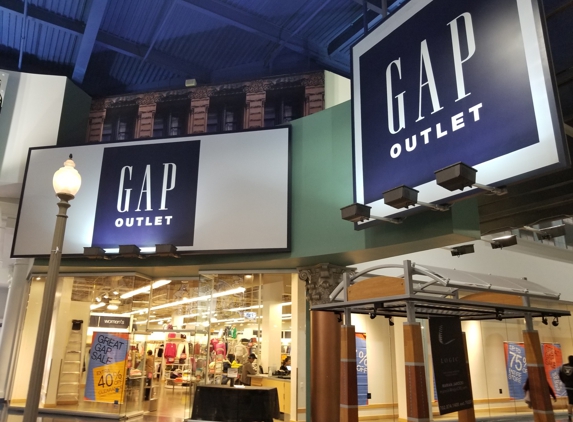 Gap - Jean, NV