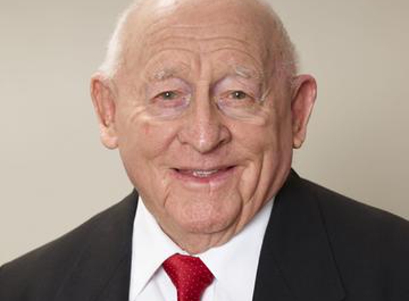 Youngs & Co - Shepparton, VIC. Les Young - Founder